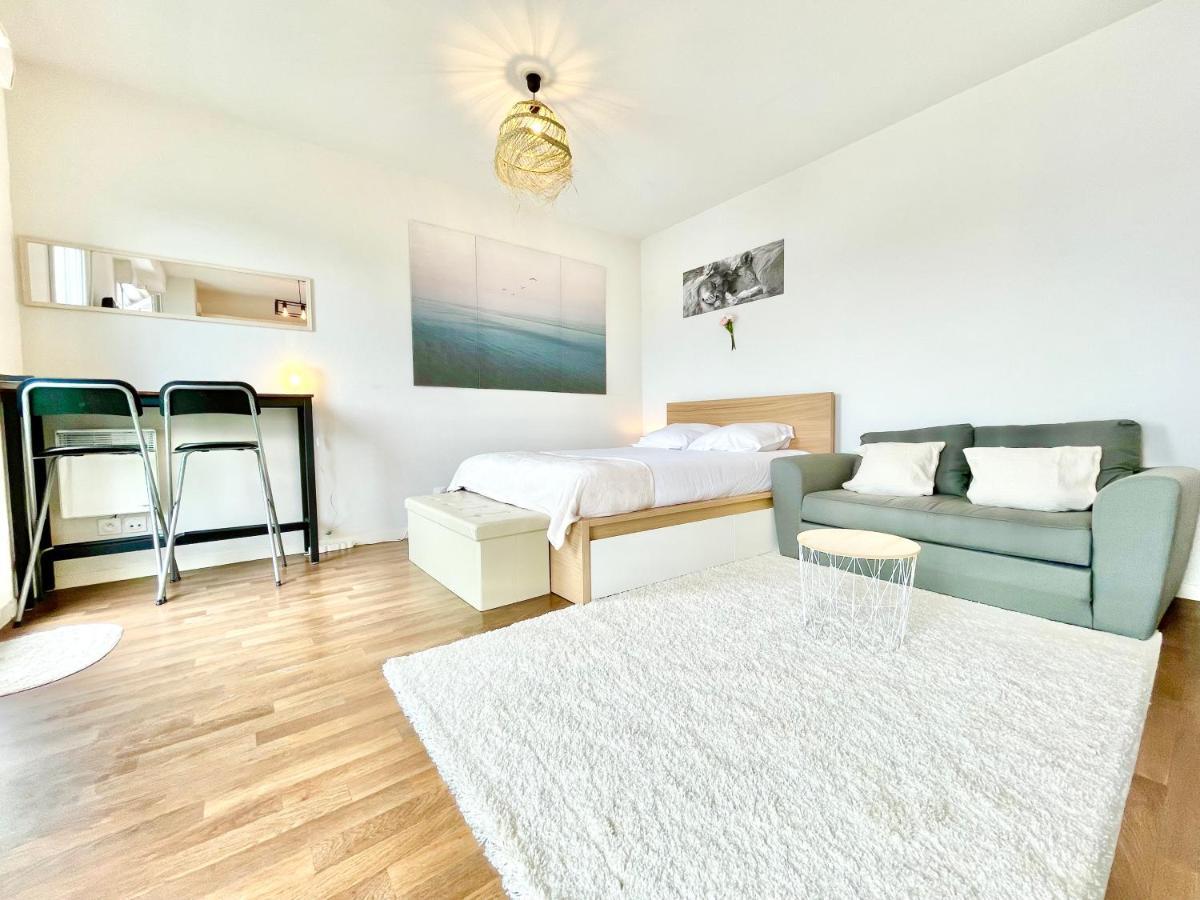 Saint Nazaire - White Lion - Centre Ville - Au Calme - Parking Privatif Aerien - Internet Haut Debit Fibre ภายนอก รูปภาพ