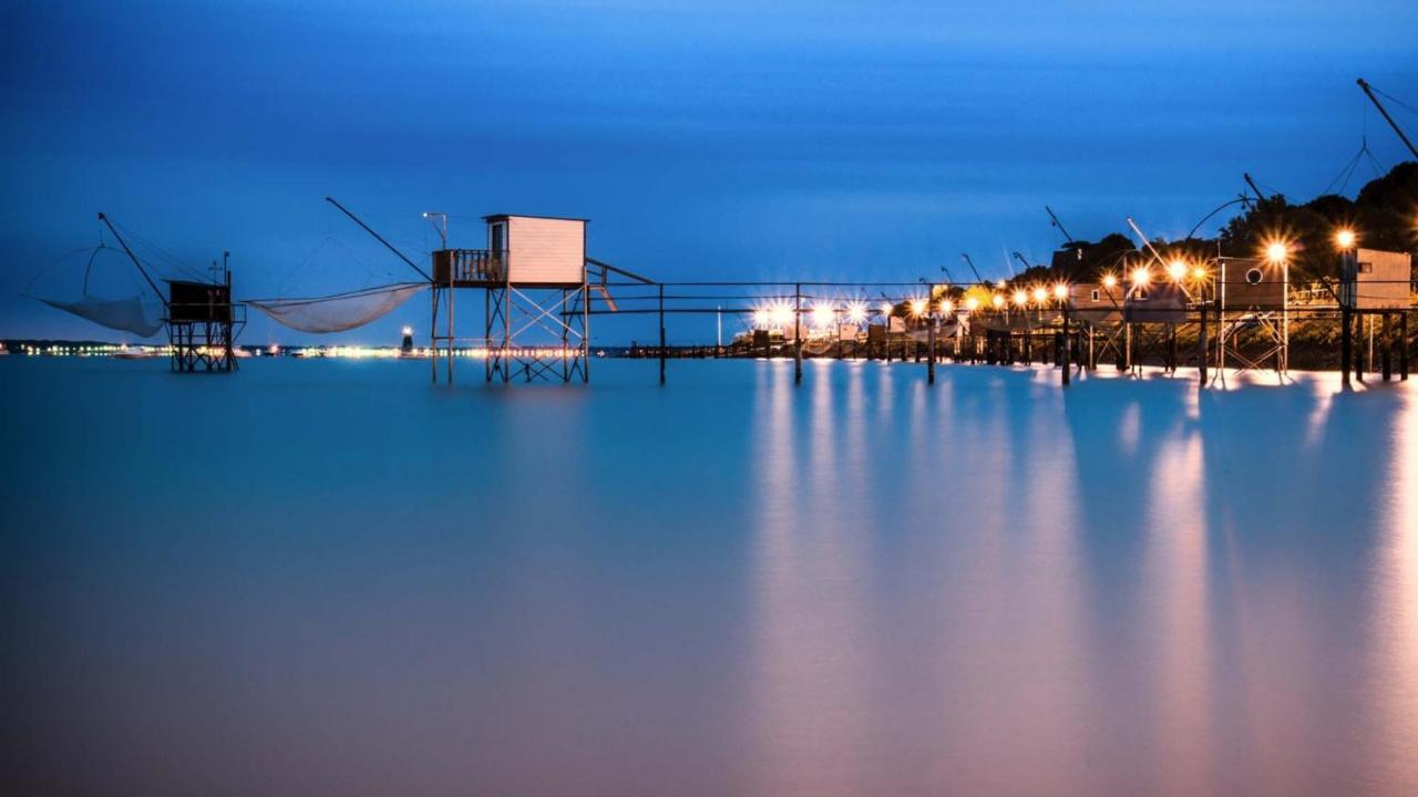 Saint Nazaire - White Lion - Centre Ville - Au Calme - Parking Privatif Aerien - Internet Haut Debit Fibre ภายนอก รูปภาพ